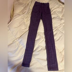 LULULEMON PURPLE BLACK HERRINGBONE PATTERN DRAWSTRING POCKETS SZ 4 long soft